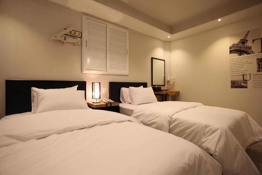 New Suwon Hotel Habitación foto